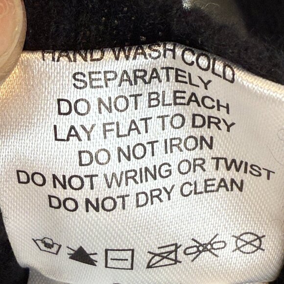 Quince Mongolian Cashmere Crewneck Sweater Black TaylorMade Golf Logo Small - Picture 8 of 10